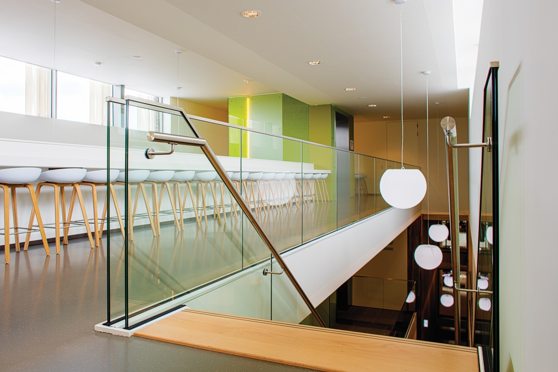 onlevel glass balustrade fh brundle