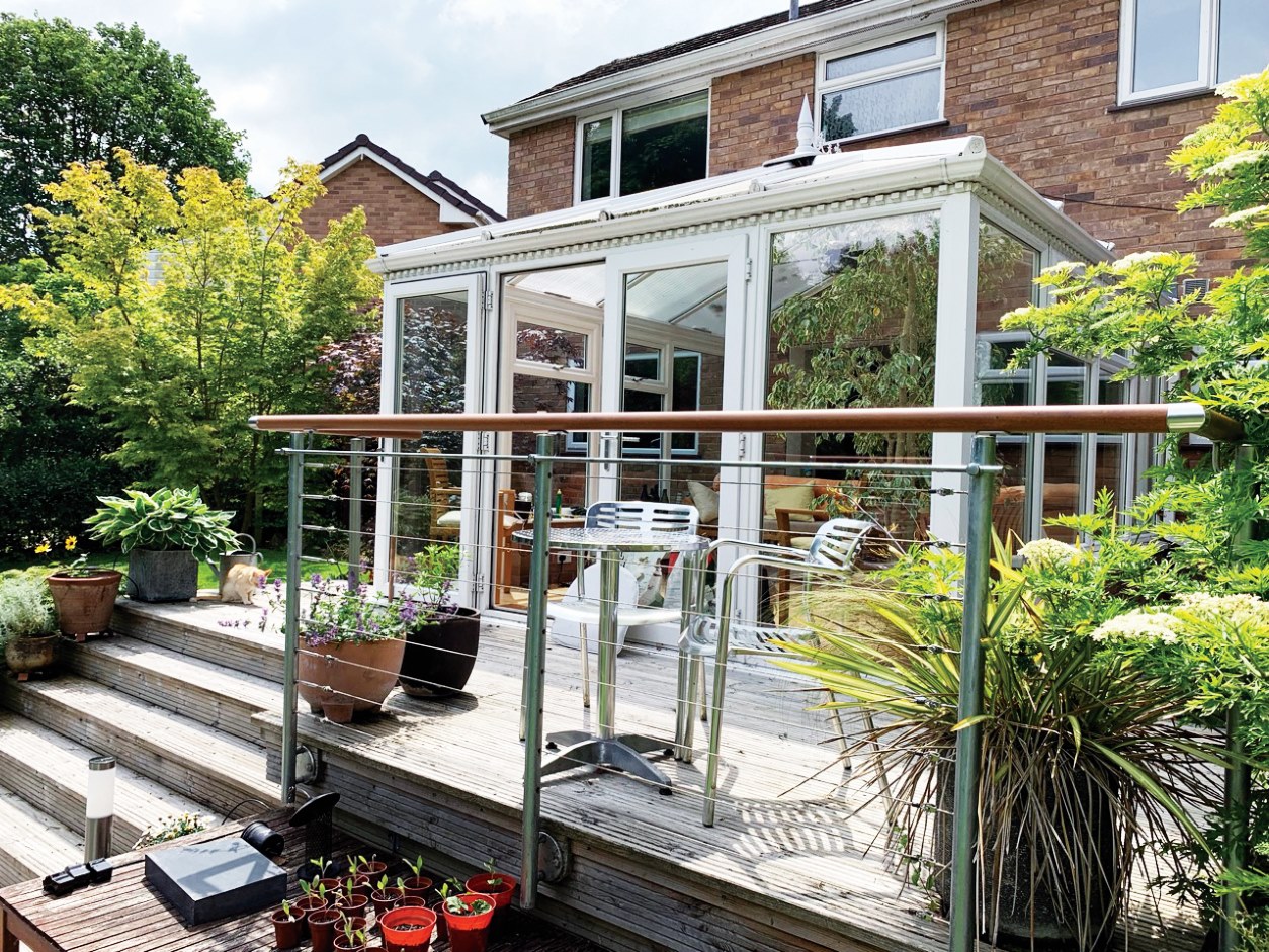 tilt-loc channel balustrade system frameless glass fh brundle