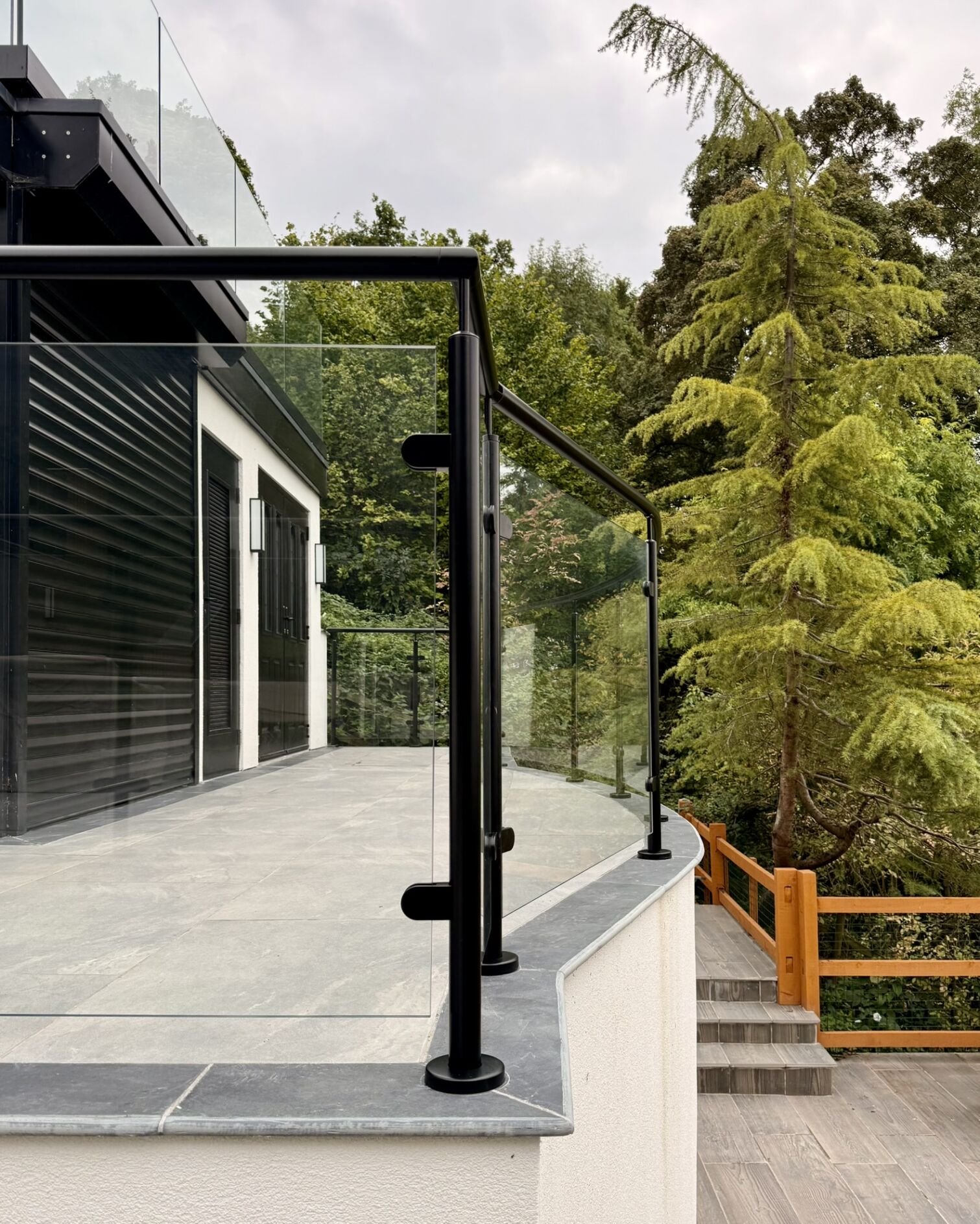 Pro-railing Timeless Black Balustrading