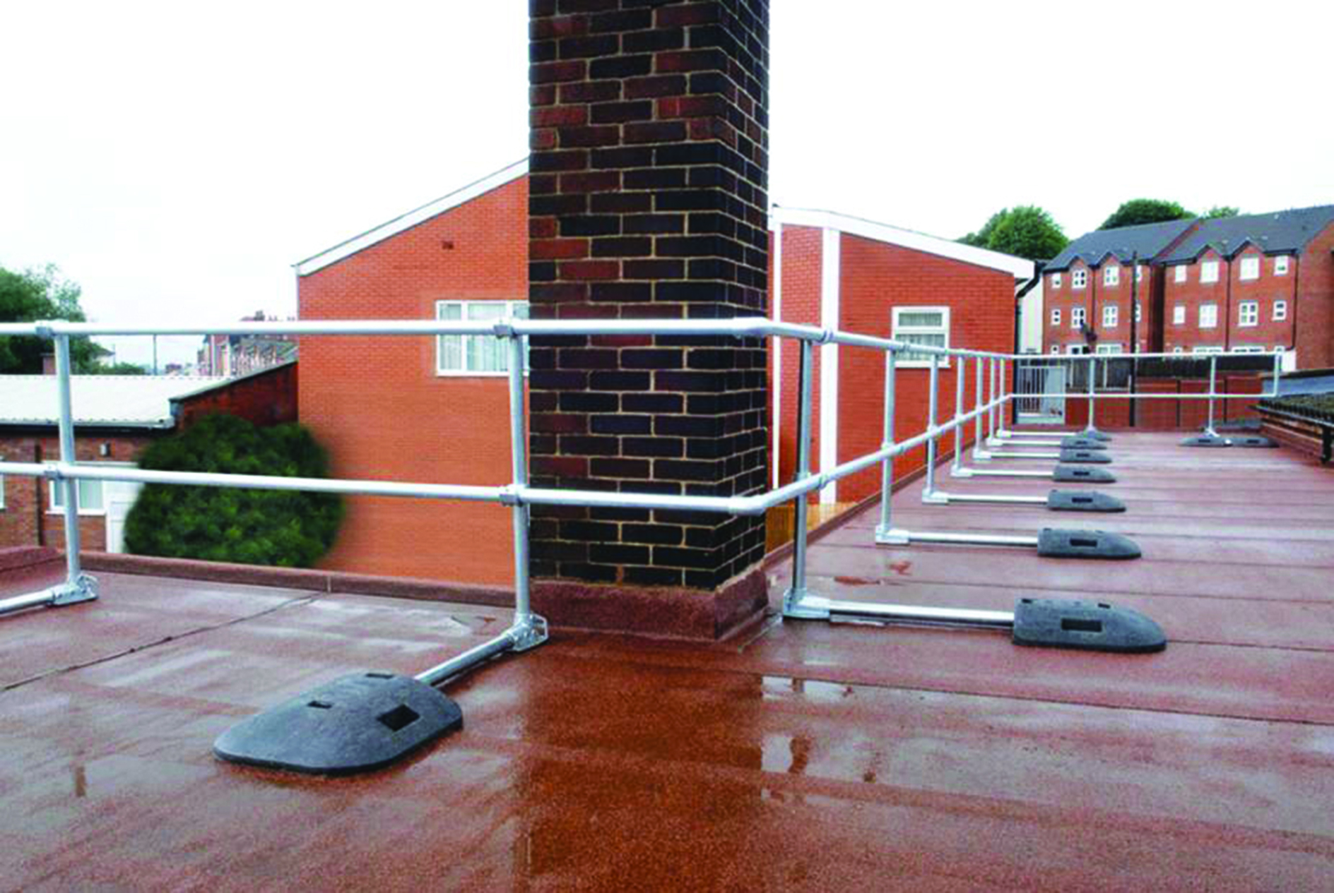 Roof edge protection