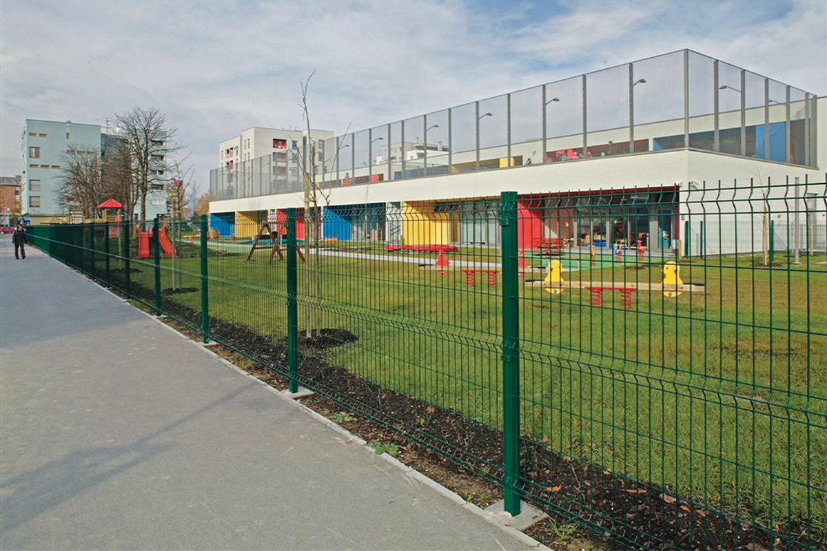 fh brundle Nylofor 3D Plus mesh panel fencing