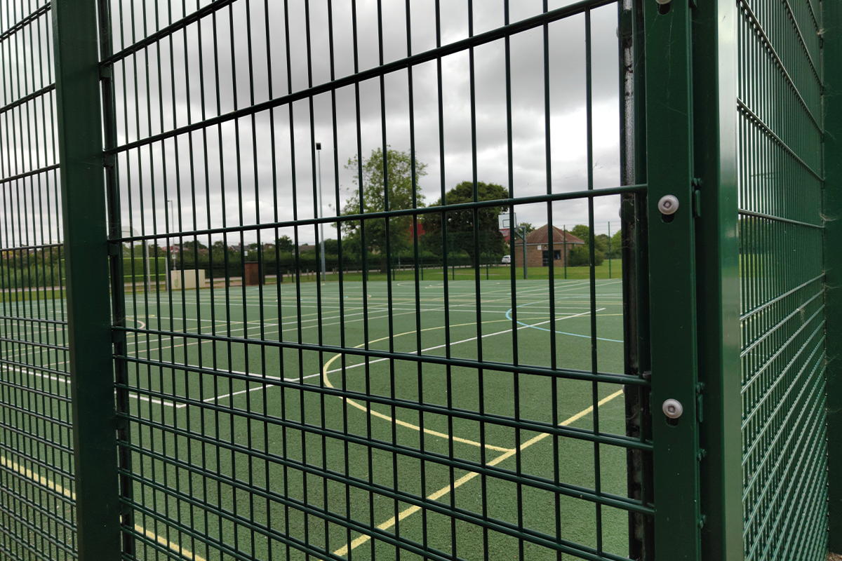 fh brundle rebound 868 mesh panel fencing